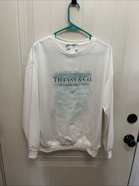 Source Unknown White Sweatshirt with Pale Teal Logo Wash
